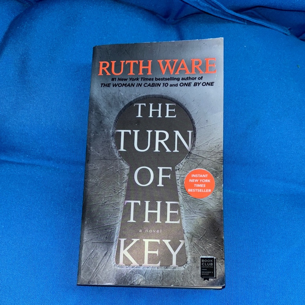 The Turn of The Key By Ruth Ware Soft Cover NWOTS